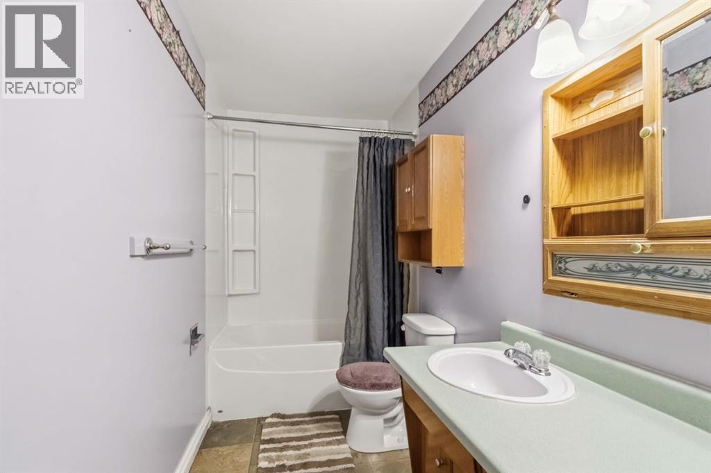 66 Centennial Drive, Fort Mcmurray, Alberta  T9H 1J4 - Photo 17 - A2296726