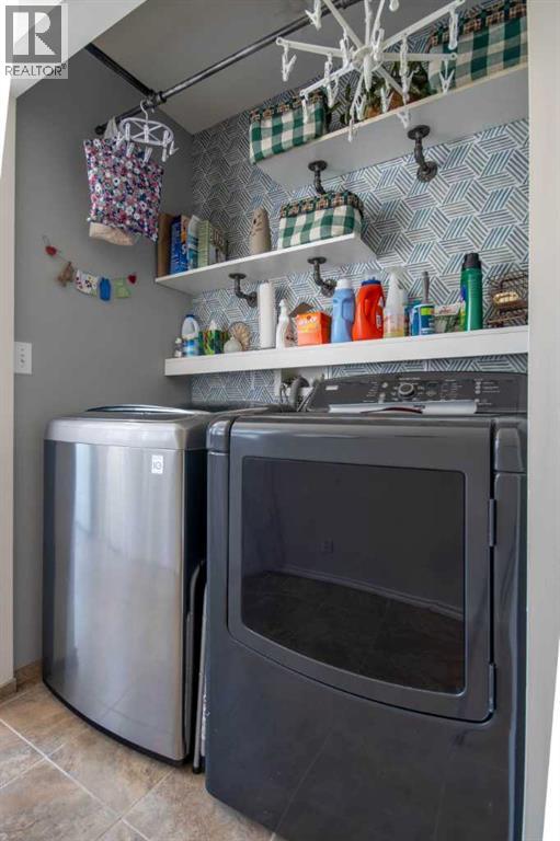 B, 303 Centre Street N, Sundre, Alberta  T0M 1X0 - Photo 25 - A2284925