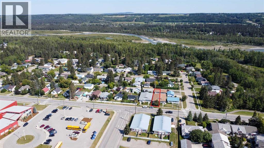 B, 303 Centre Street N, Sundre, Alberta  T0M 1X0 - Photo 44 - A2284925