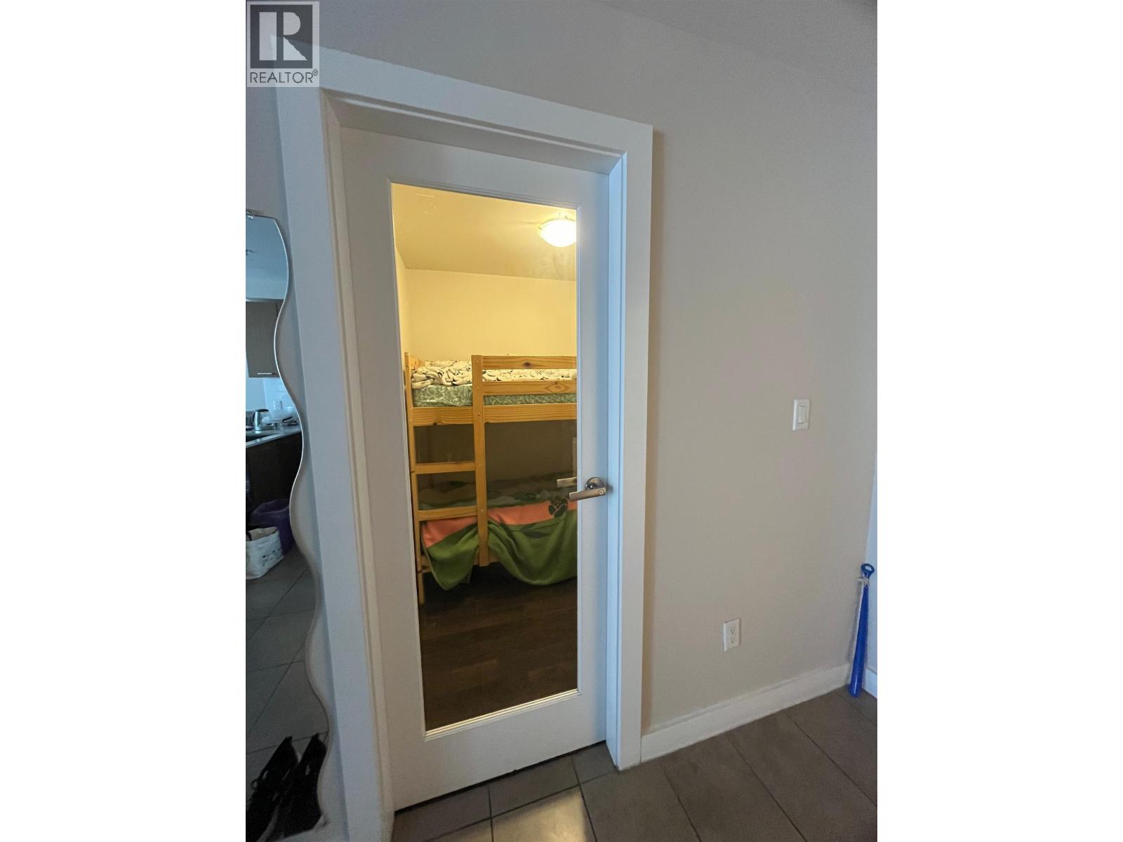 209 1182 W 16th Street, North Vancouver, British Columbia  V7P 0B3 - Photo 13 - R3098567