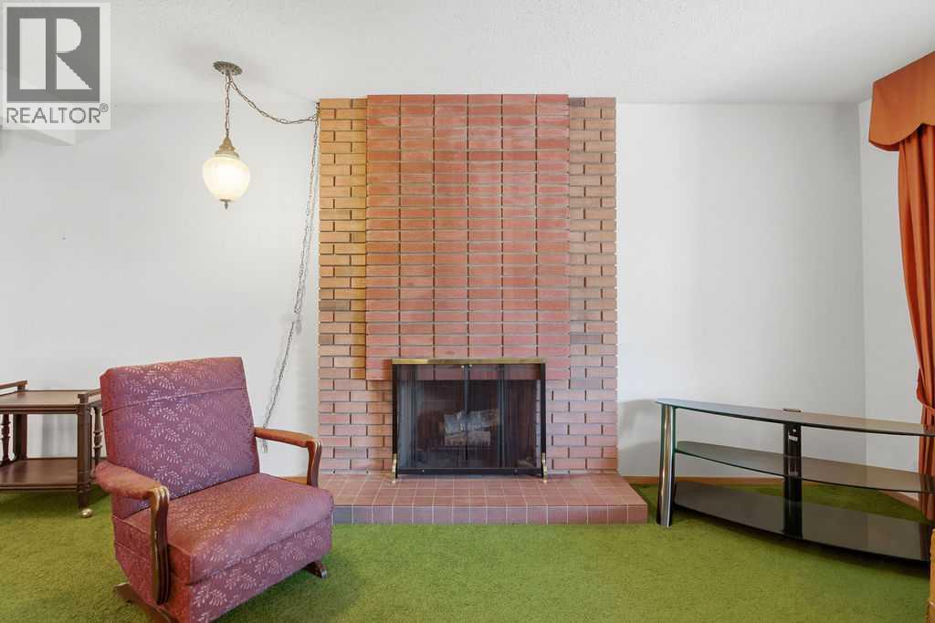 5516 Dalhart Hill NW, Calgary, Alberta  T3A 1S9 - Photo 6 - A2285431