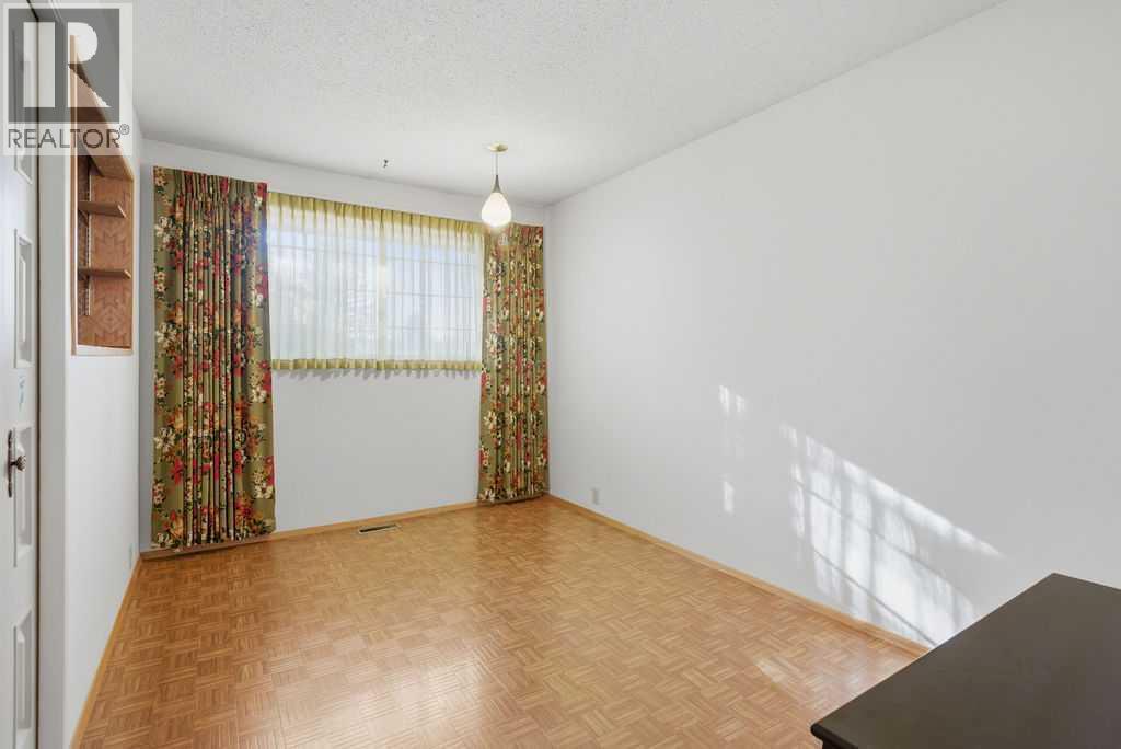 5516 Dalhart Hill NW, Calgary, Alberta  T3A 1S9 - Photo 20 - A2285431