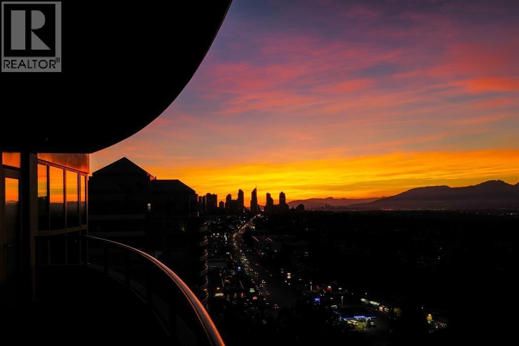 2101 6659 SOUTHOAKS CRESCENT, Burnaby, British Columbia