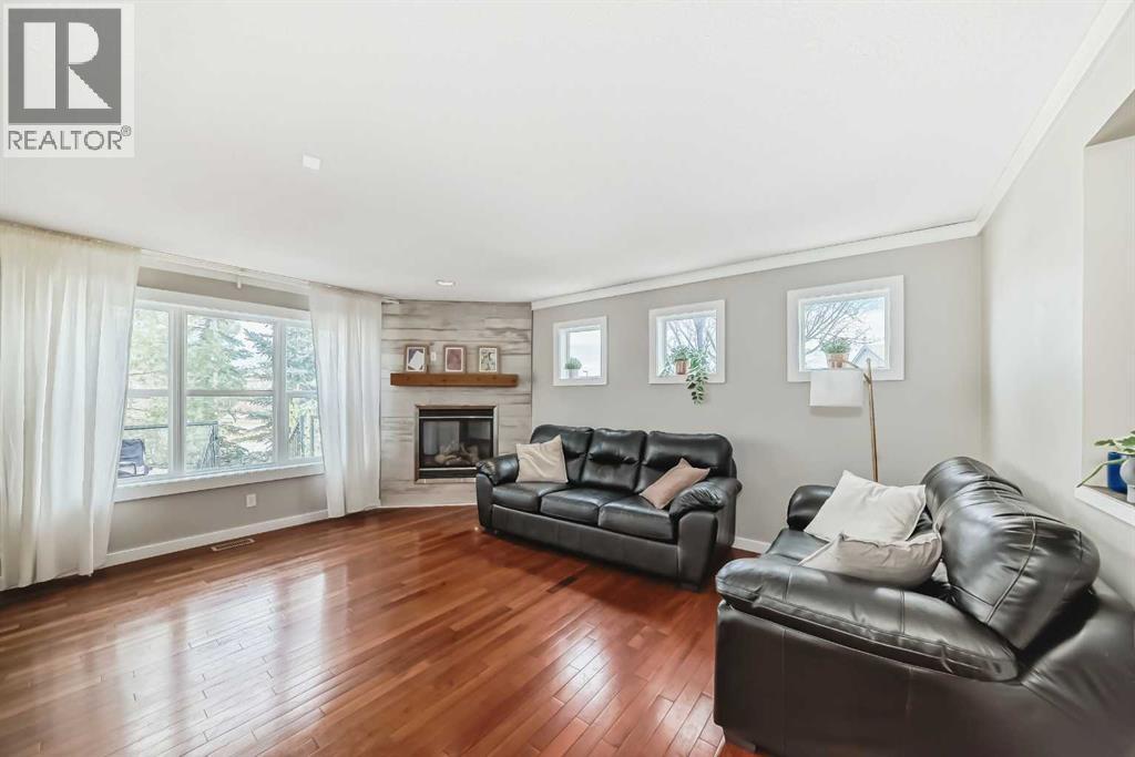 223 Copperfield Green, Calgary, Alberta  T2Z 4T9 - Photo 4 - A2295291