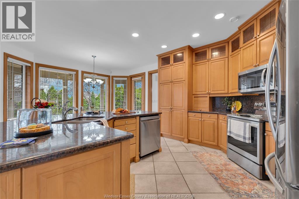 303 Shoreview Circle, Windsor, Ontario  N8P 1M7 - Photo 4 - 26006630