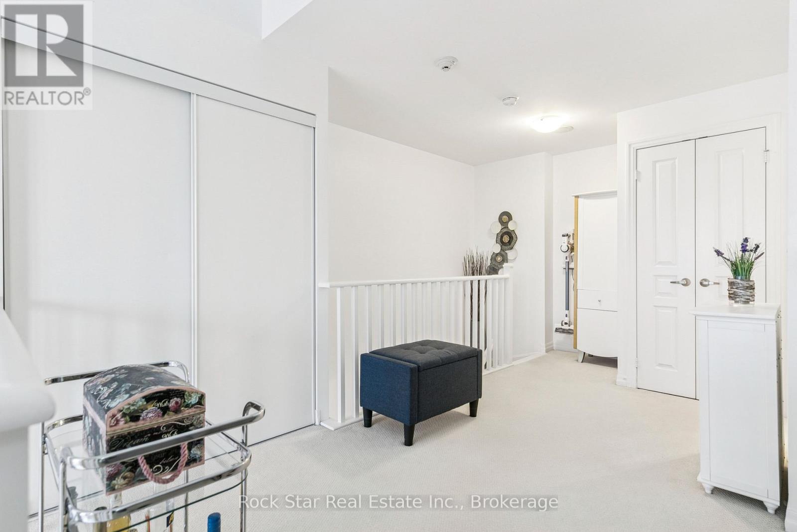 227 - 1940 Ironstone Drive, Burlington, Ontario  L7L 0E4 - Photo 24 - W12948864