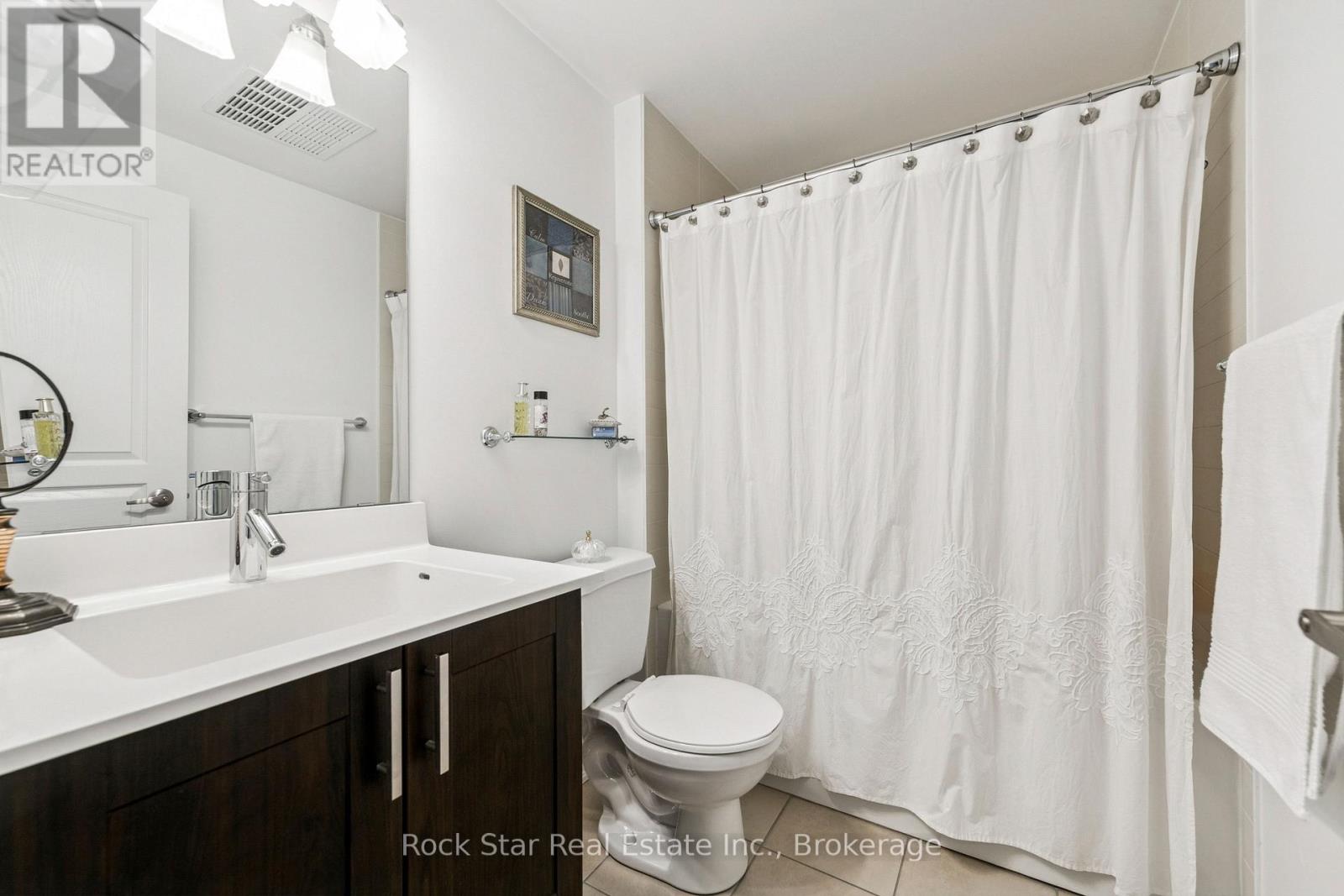 227 - 1940 Ironstone Drive, Burlington, Ontario  L7L 0E4 - Photo 25 - W12948864