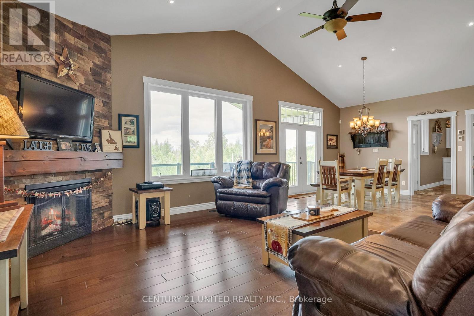 2300 Victoria Road, Prince Edward County, Ontario  K0K 1L0 - Photo 20 - X12945534