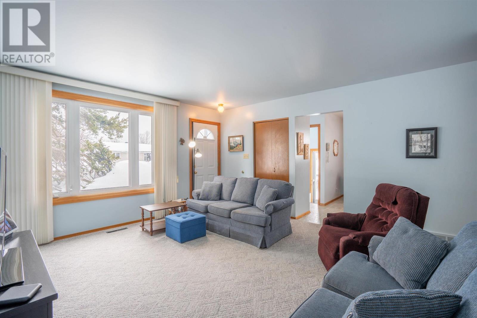 71 Hardwood St, Sault Ste. Marie, Ontario  P6A 5W1 - Photo 11 - SM260566