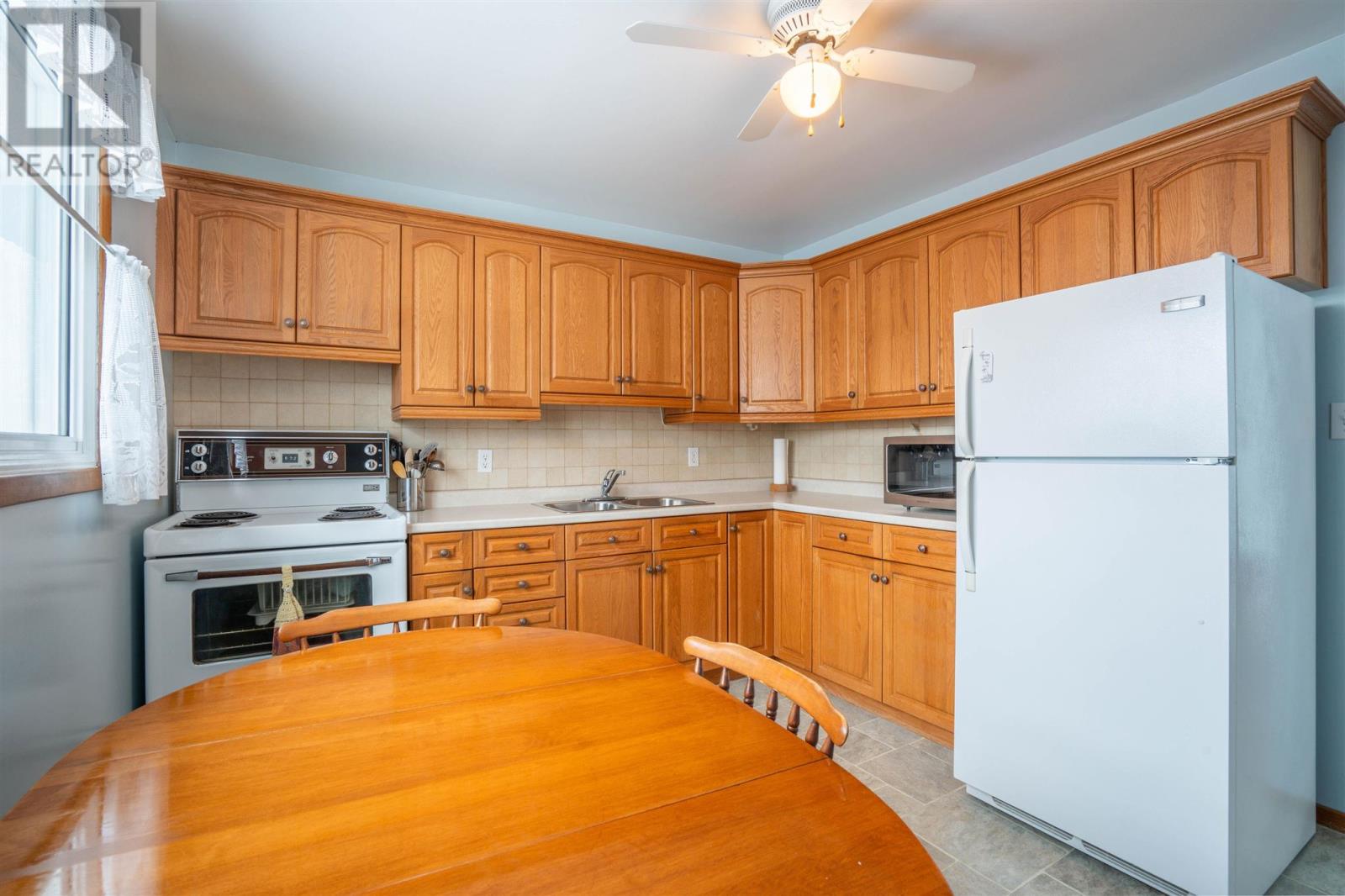 71 Hardwood St, Sault Ste. Marie, Ontario  P6A 5W1 - Photo 8 - SM260566