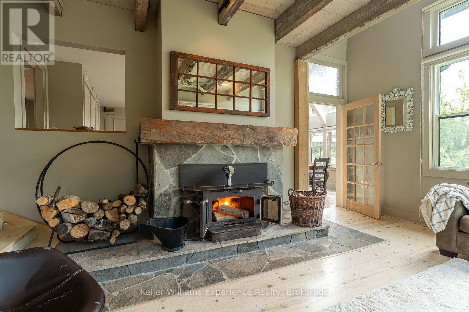 210194 Burgess Side Road, Georgian Bluffs, Ontario  N0H 1S0 - Photo 16 - X12948788