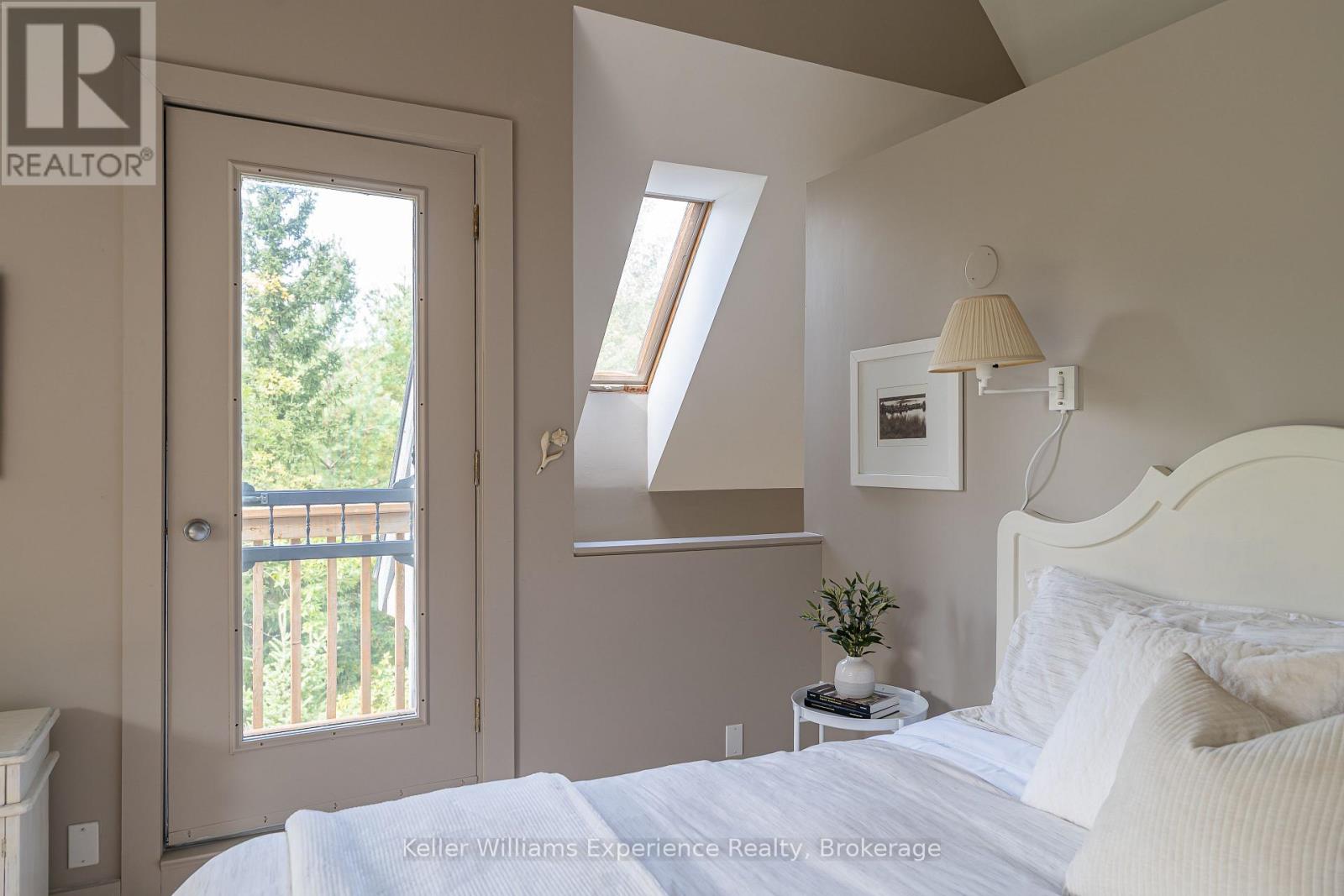 210194 Burgess Side Road, Georgian Bluffs, Ontario  N0H 1S0 - Photo 21 - X12948788