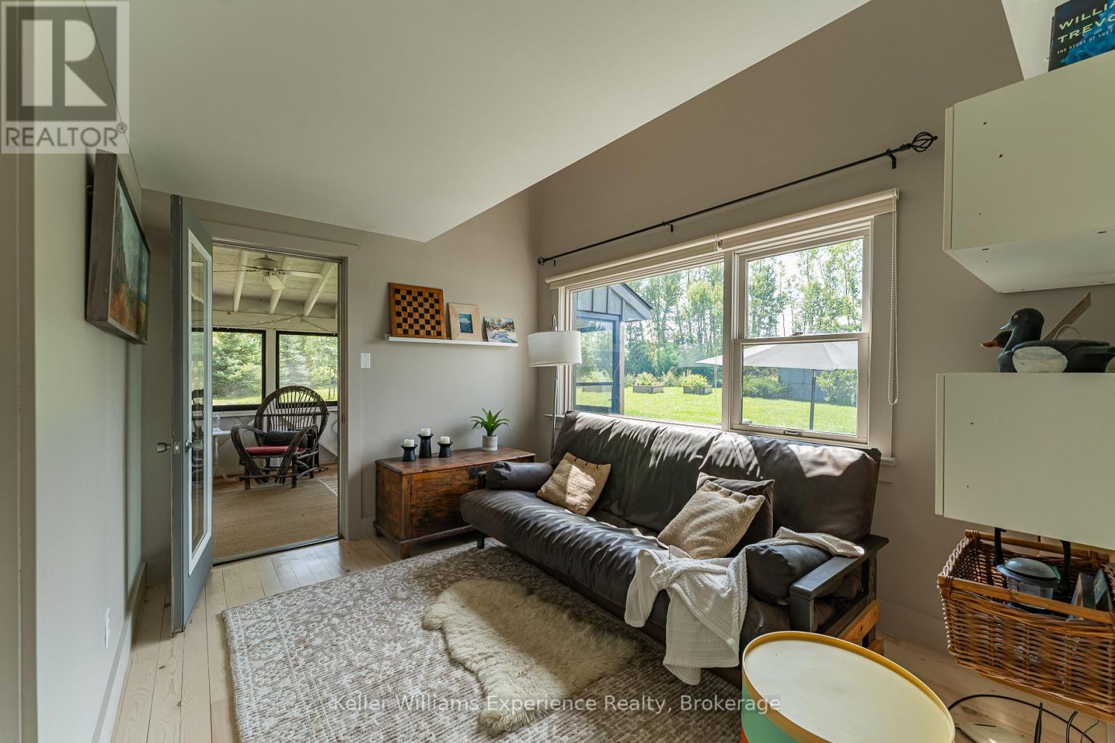 210194 Burgess Side Road, Georgian Bluffs, Ontario  N0H 1S0 - Photo 36 - X12948788