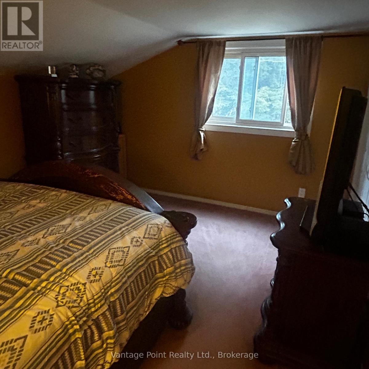 19 Margaret Street, Grey Highlands, Ontario  N0C 1E0 - Photo 8 - X12948916