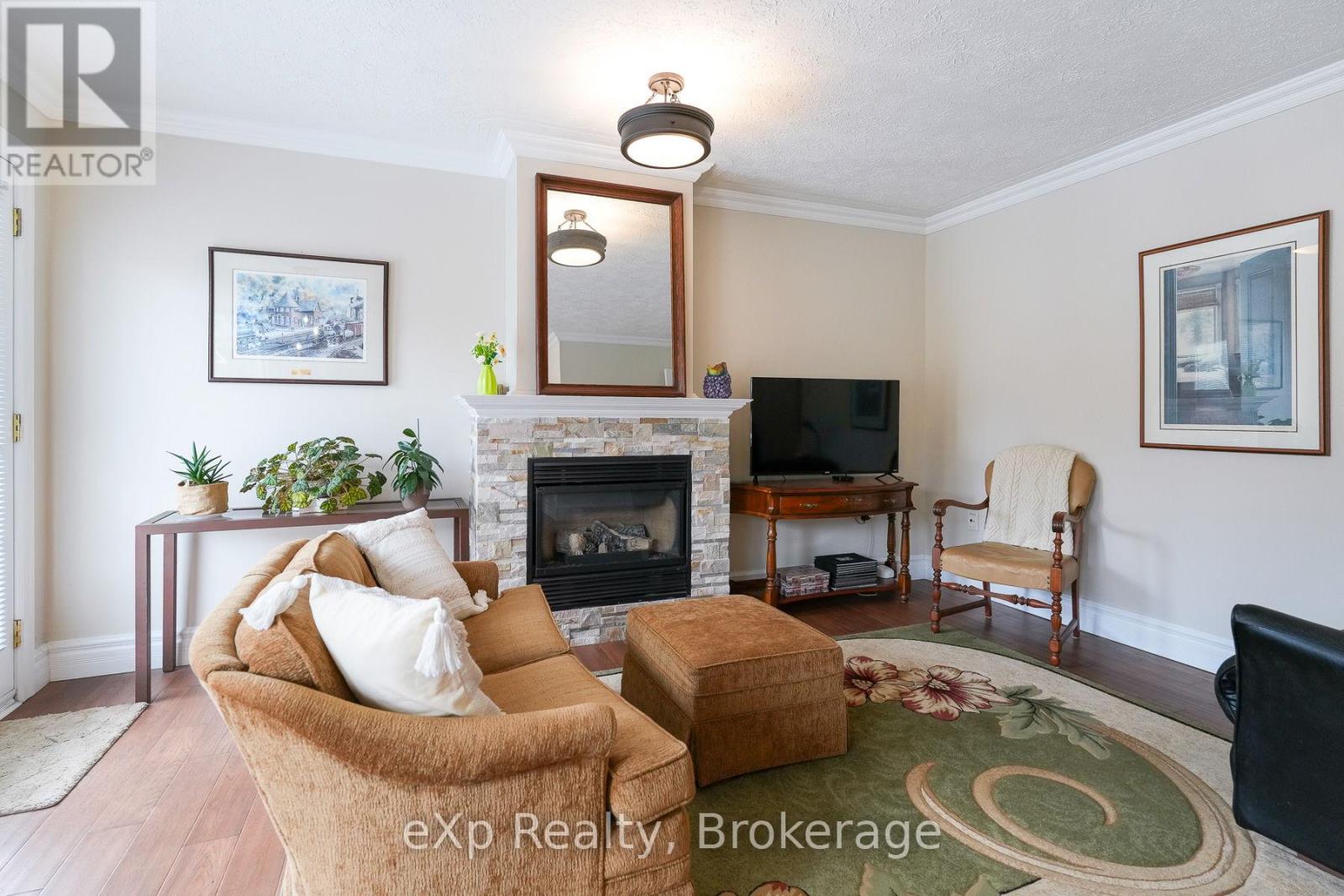 8 Sandpiper Court, Saugeen Shores, Ontario  N0H 2L0 - Photo 13 - X12948942