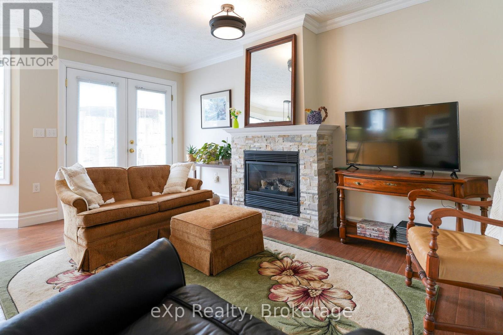 8 Sandpiper Court, Saugeen Shores, Ontario  N0H 2L0 - Photo 14 - X12948942