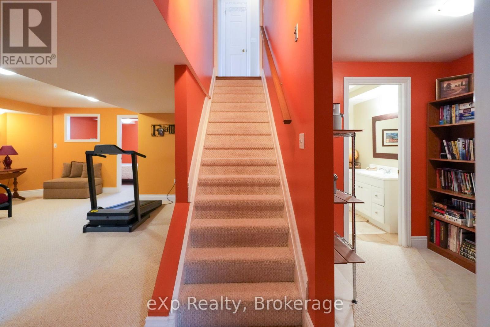 8 Sandpiper Court, Saugeen Shores, Ontario  N0H 2L0 - Photo 31 - X12948942