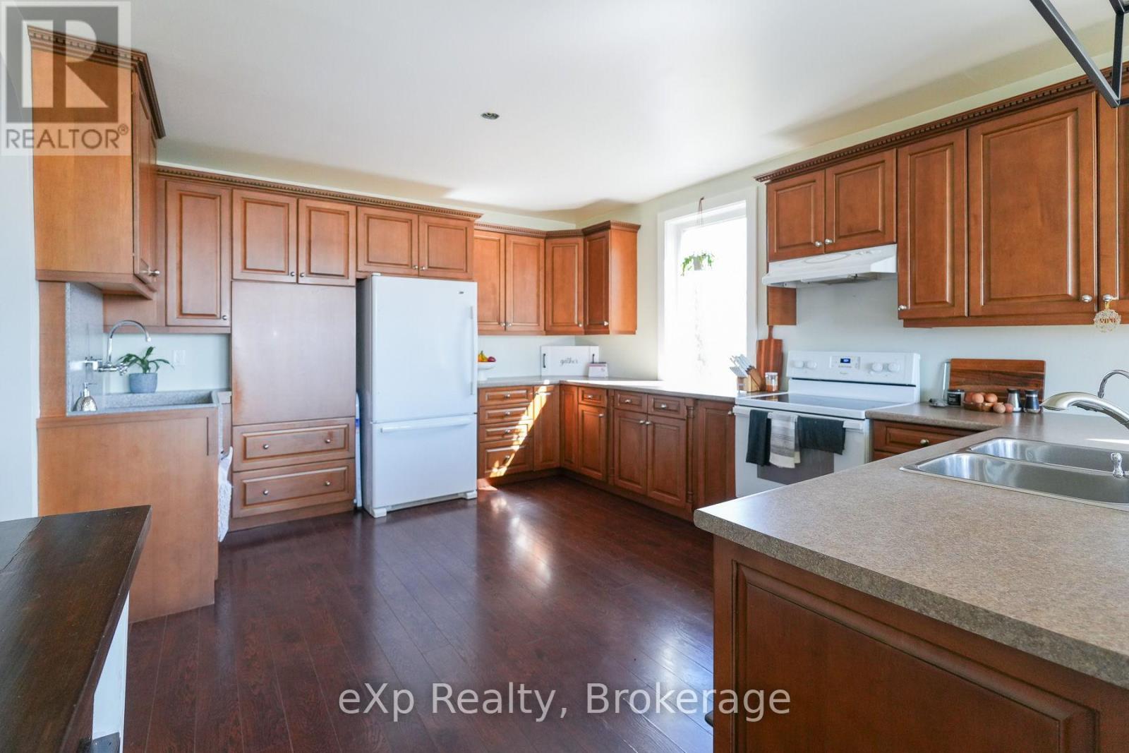 55163 Concession Road 12, Chatsworth, Ontario  N0G 1L0 - Photo 16 - X12948944