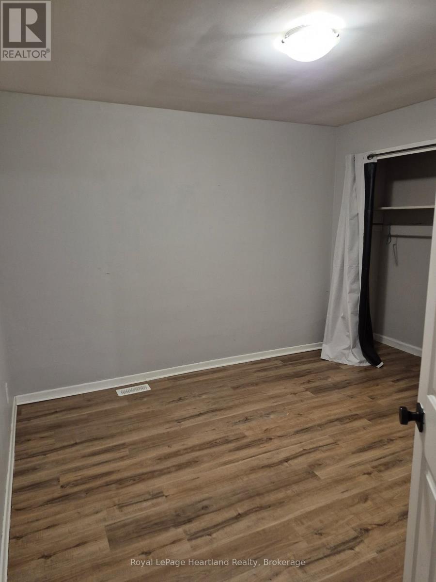 6 - 10 William Street N, Minto, Ontario  N0G 1M0 - Photo 6 - X12948986