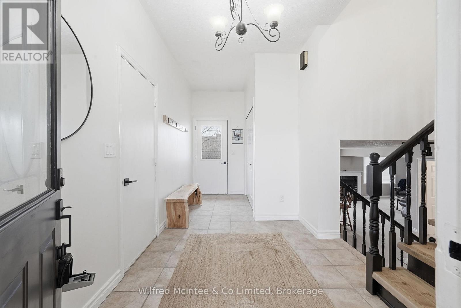 214 Hinks Street, Brockton, Ontario  N0G 2V0 - Photo 10 - X12949010