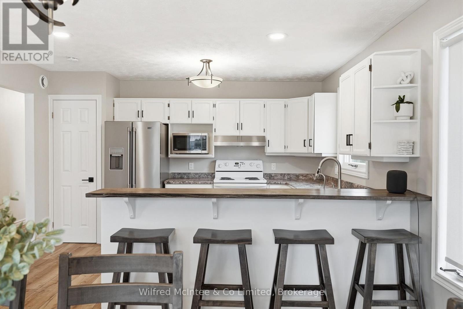 214 Hinks Street, Brockton, Ontario  N0G 2V0 - Photo 18 - X12949010