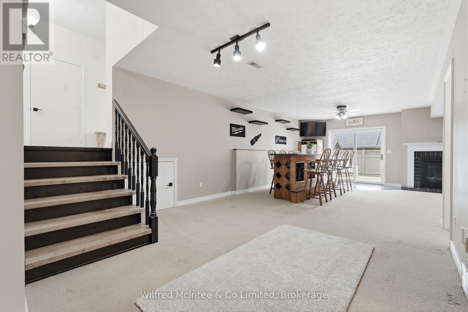 214 Hinks Street, Brockton, Ontario  N0G 2V0 - Photo 31 - X12949010