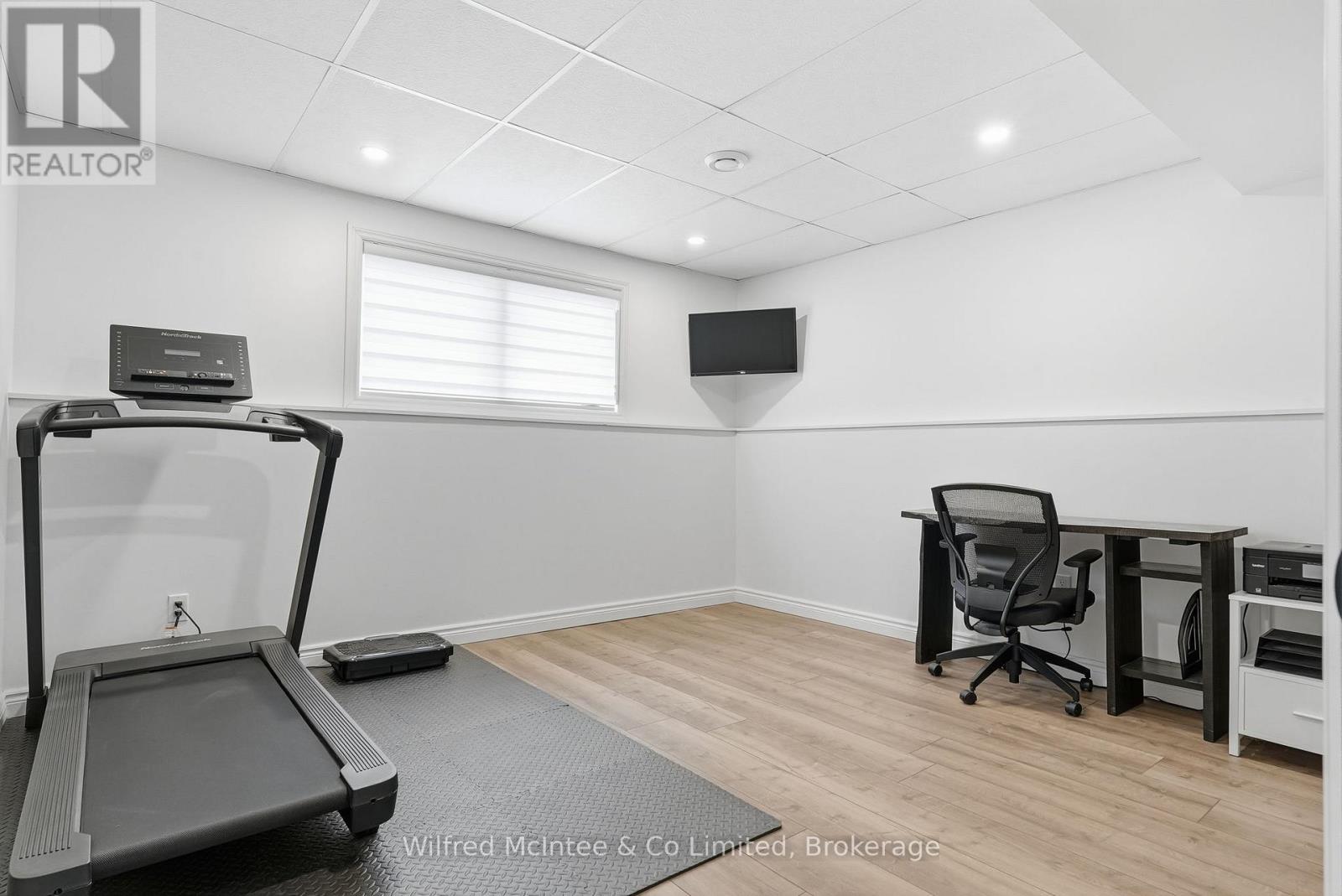 214 Hinks Street, Brockton, Ontario  N0G 2V0 - Photo 35 - X12949010