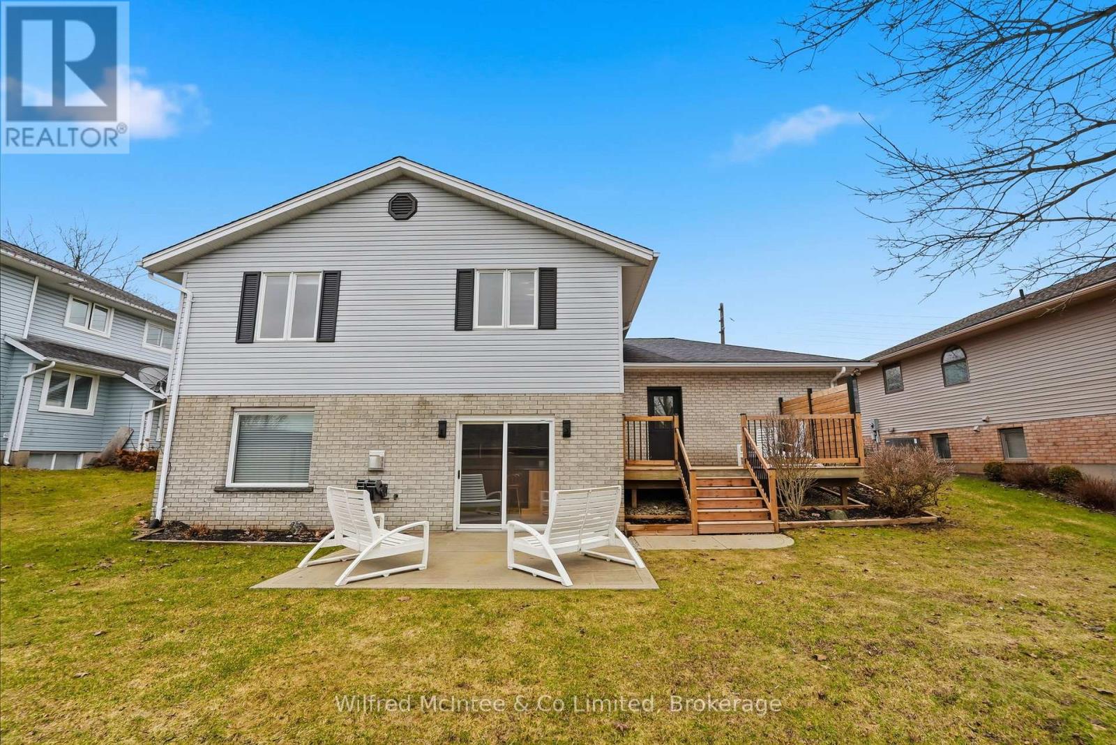 214 Hinks Street, Brockton, Ontario  N0G 2V0 - Photo 39 - X12949010