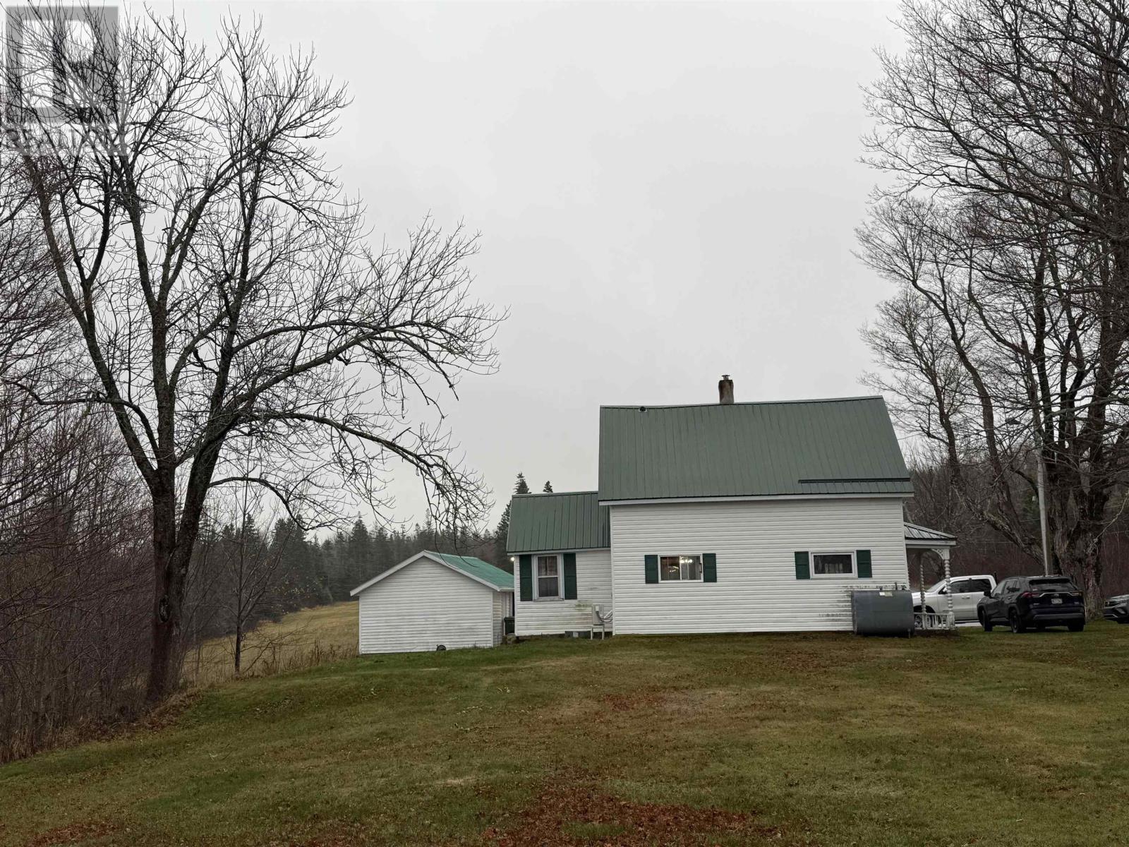 2008 Mount Hanley Road, Mount Hanley, Nova Scotia  B4N 1P0 - Photo 2 - 202528935