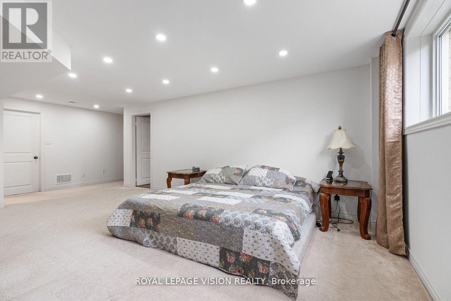 41 Treetops Boulevard, New Tecumseth, Ontario  L9R 0M1 - Photo 35 - N12945782