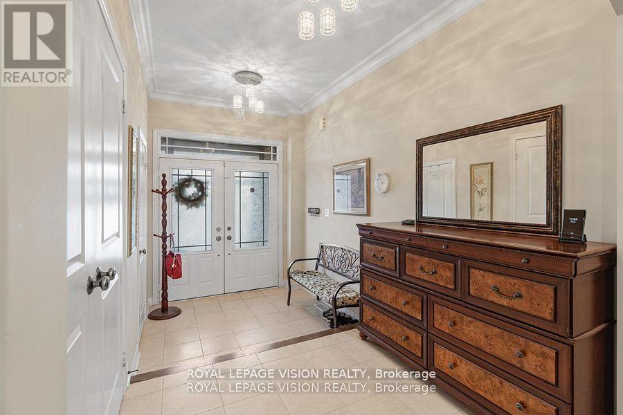 41 Treetops Boulevard, New Tecumseth, Ontario  L9R 0M1 - Photo 6 - N12945782