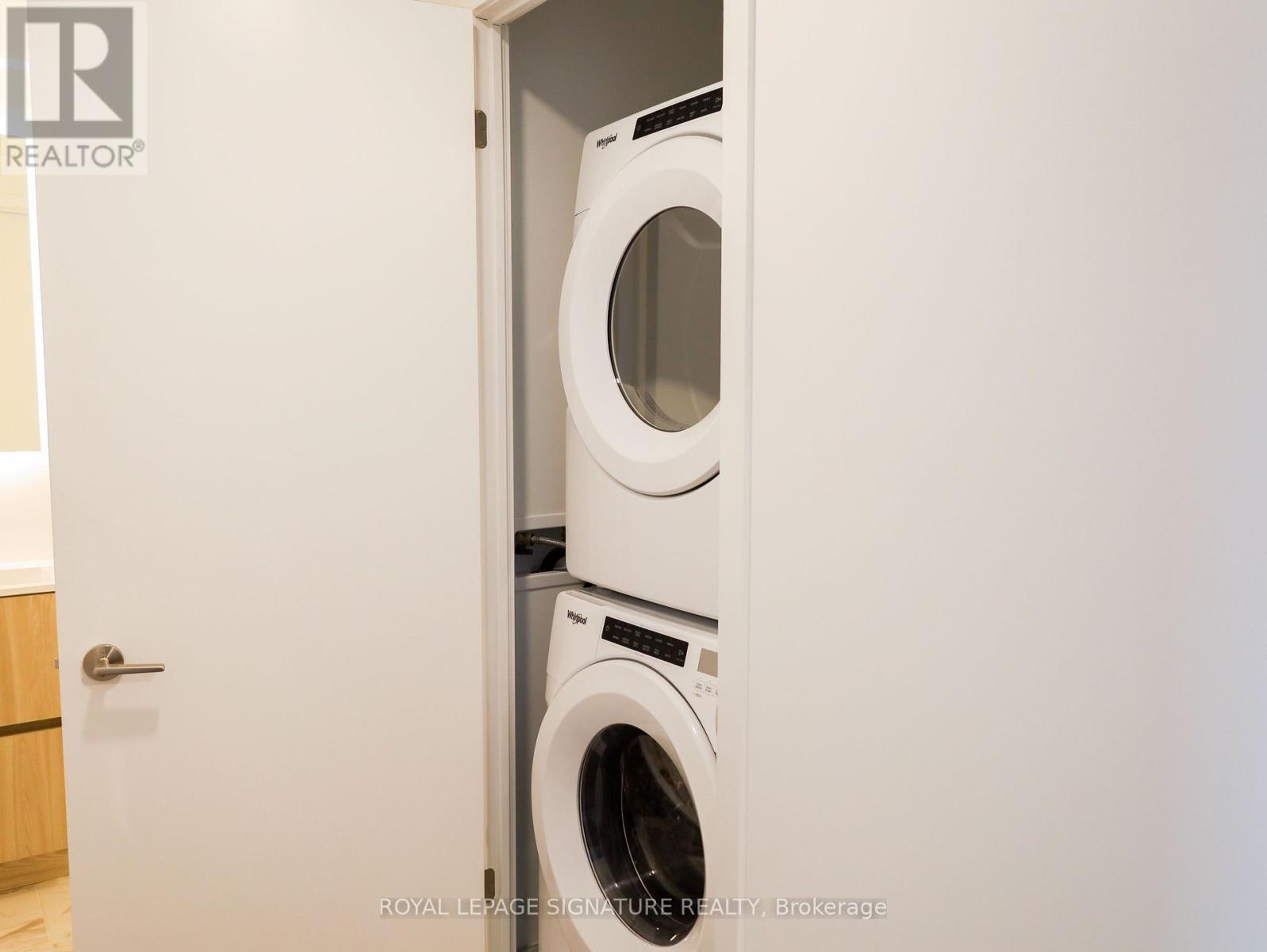 319 - 251 Masonary Way, Mississauga, Ontario  L5H 0B3 - Photo 8 - W12938132