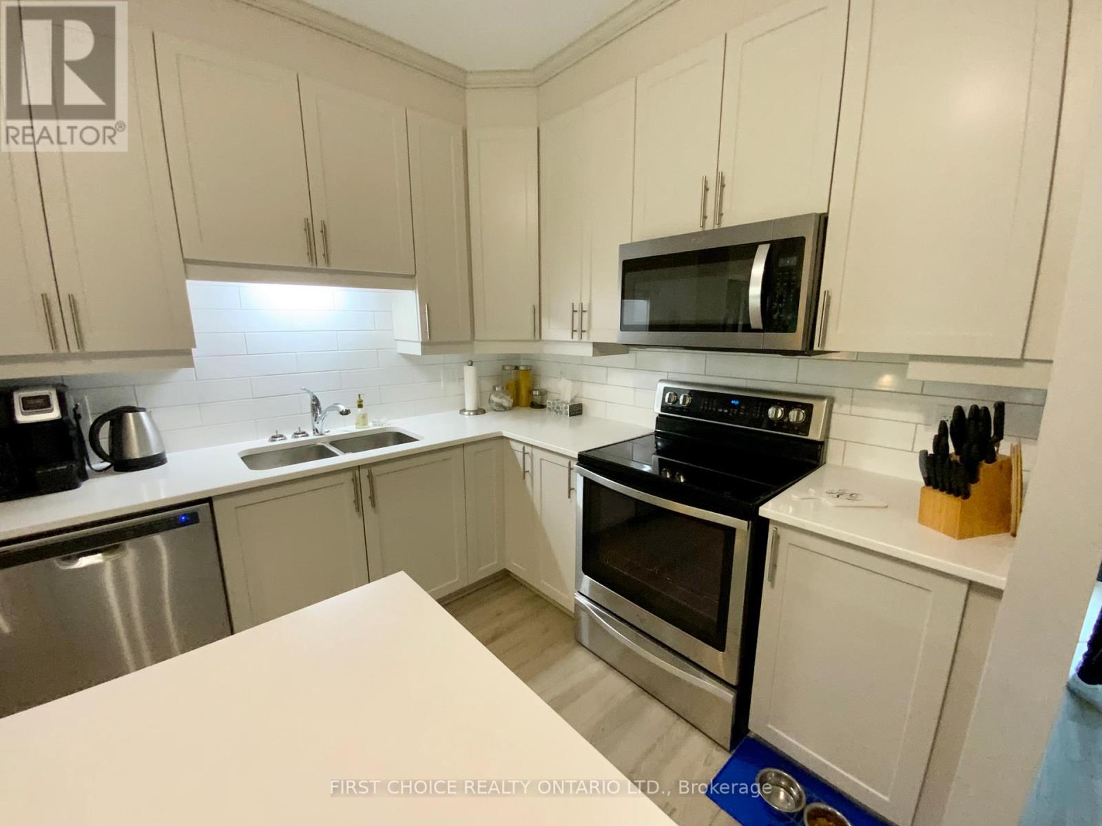 3 - 75 St-Moritz Street, Russell, Ontario  K0A 1W0 - Photo 4 - X12912524