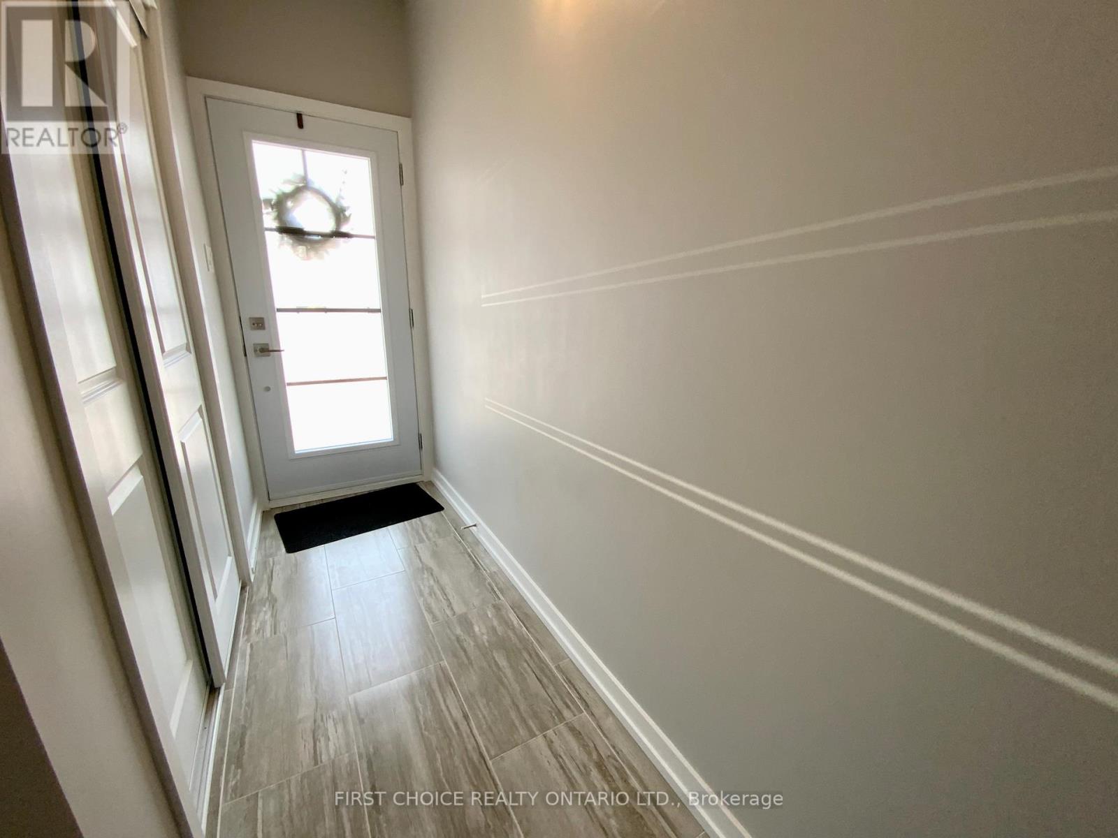 3 - 75 St-Moritz Street, Russell, Ontario  K0A 1W0 - Photo 2 - X12912524