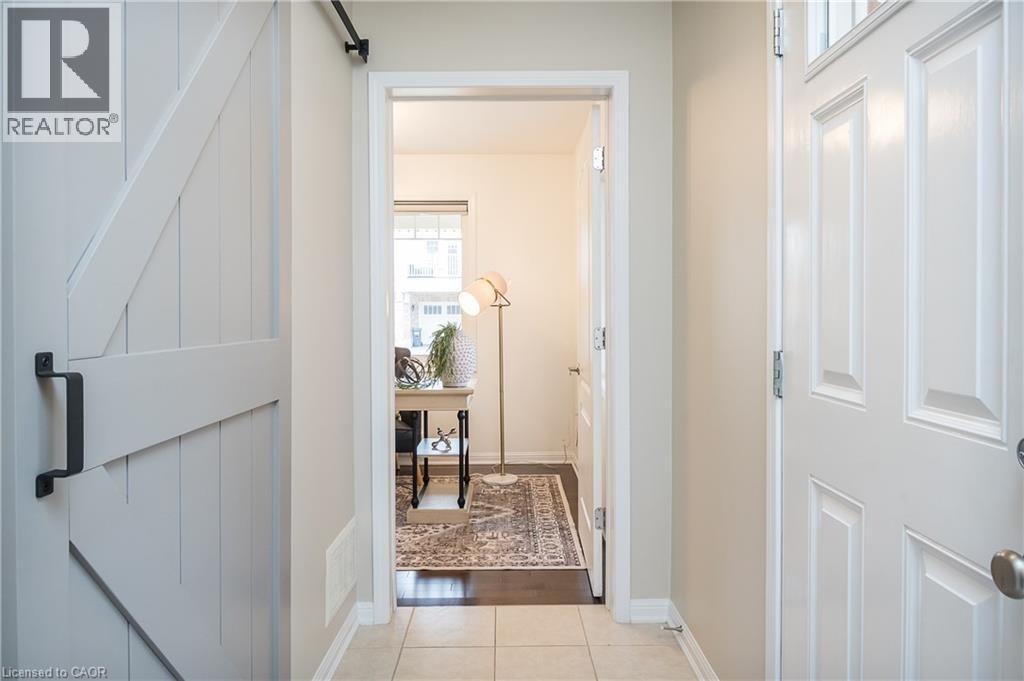 984 Nadalin Heights, Milton, Ontario  L9T 8R1 - Photo 33 - 40816318