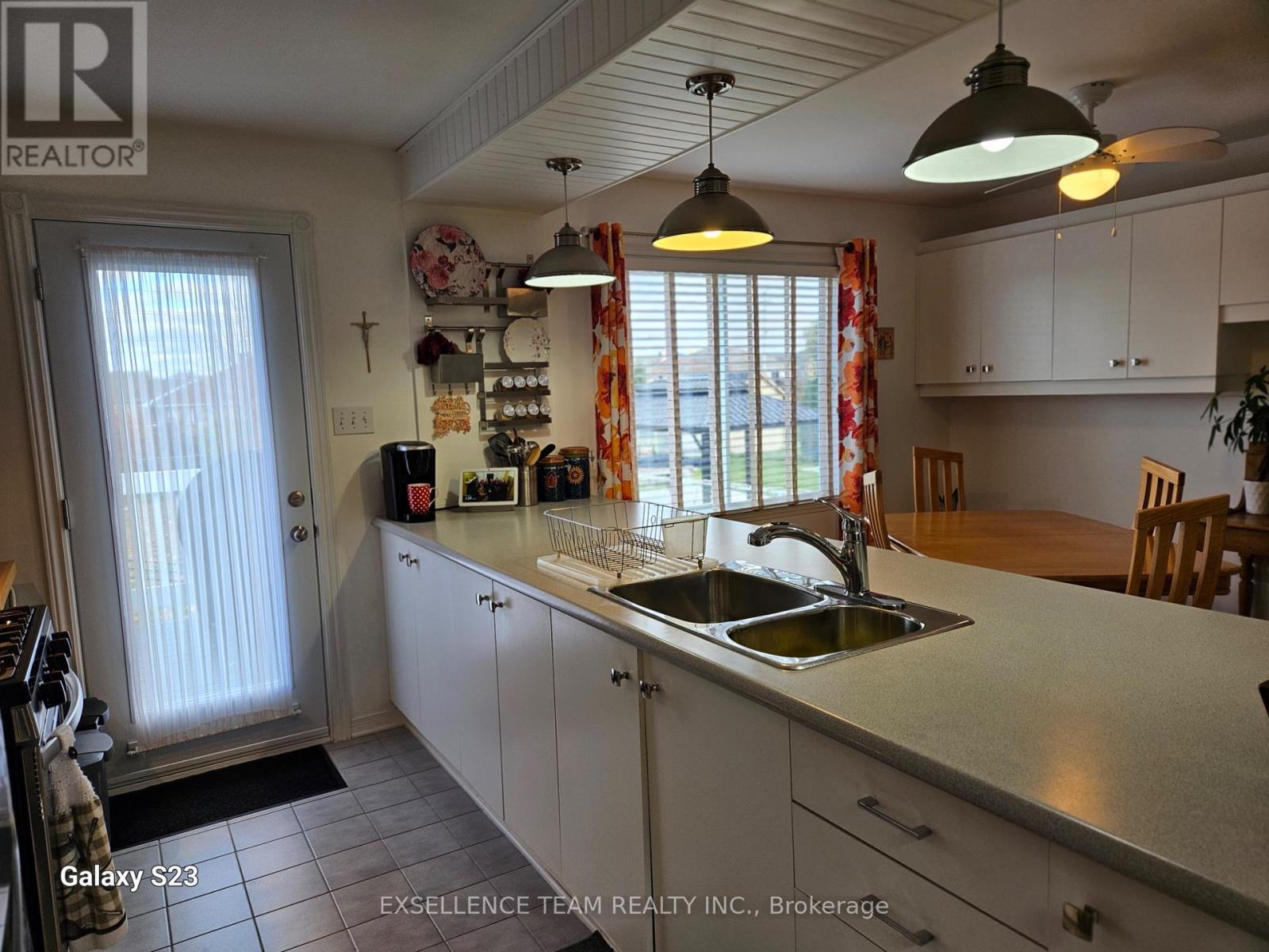 2033 Concorde Street, Cornwall, Ontario  K6H 6M3 - Photo 12 - X12851622