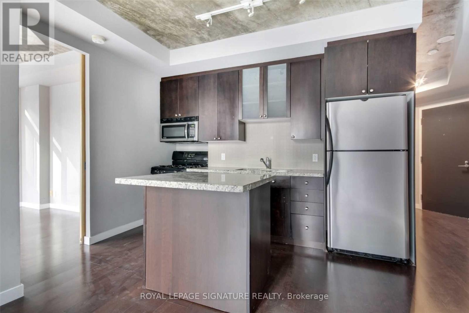 421 - 1 Shaw Street, Toronto, Ontario  M6K 0A1 - Photo 9 - C12932314