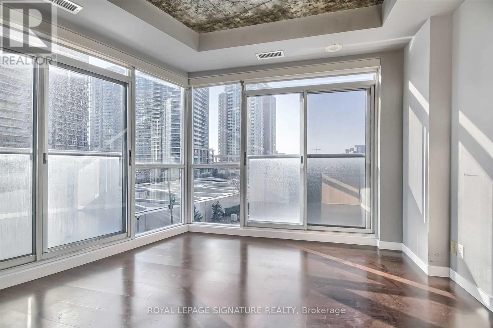 421 - 1 Shaw Street, Toronto, Ontario  M6K 0A1 - Photo 19 - C12932314