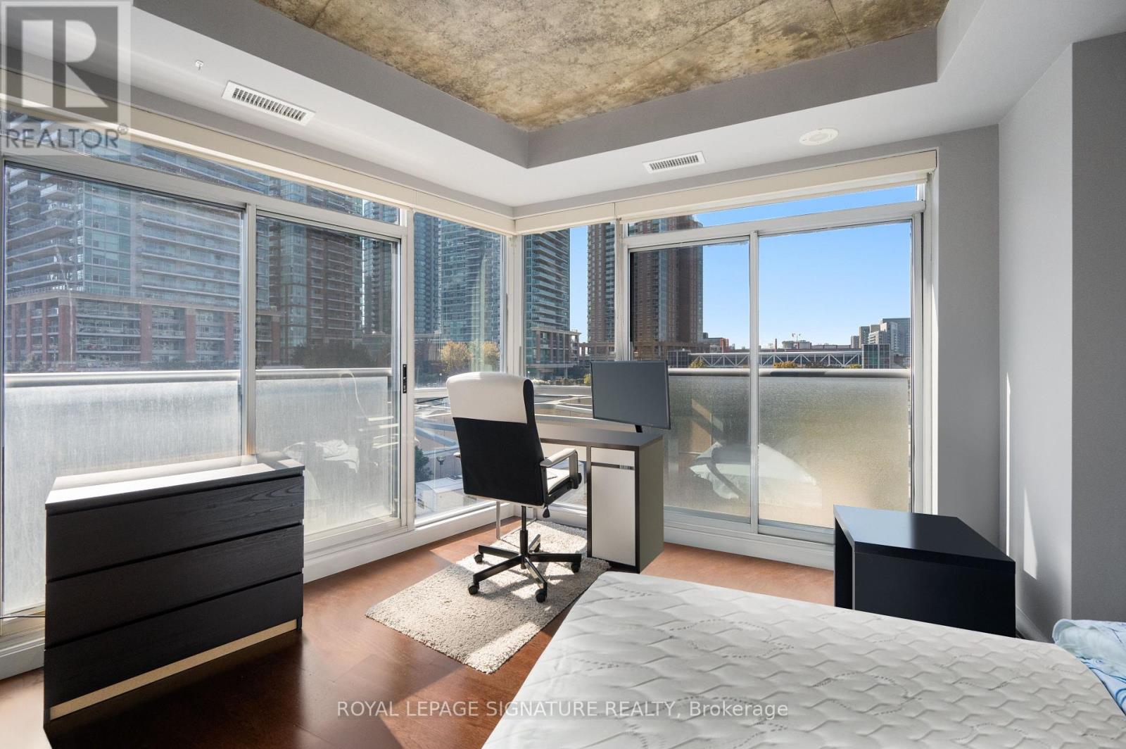 421 - 1 Shaw Street, Toronto, Ontario  M6K 0A1 - Photo 25 - C12932314