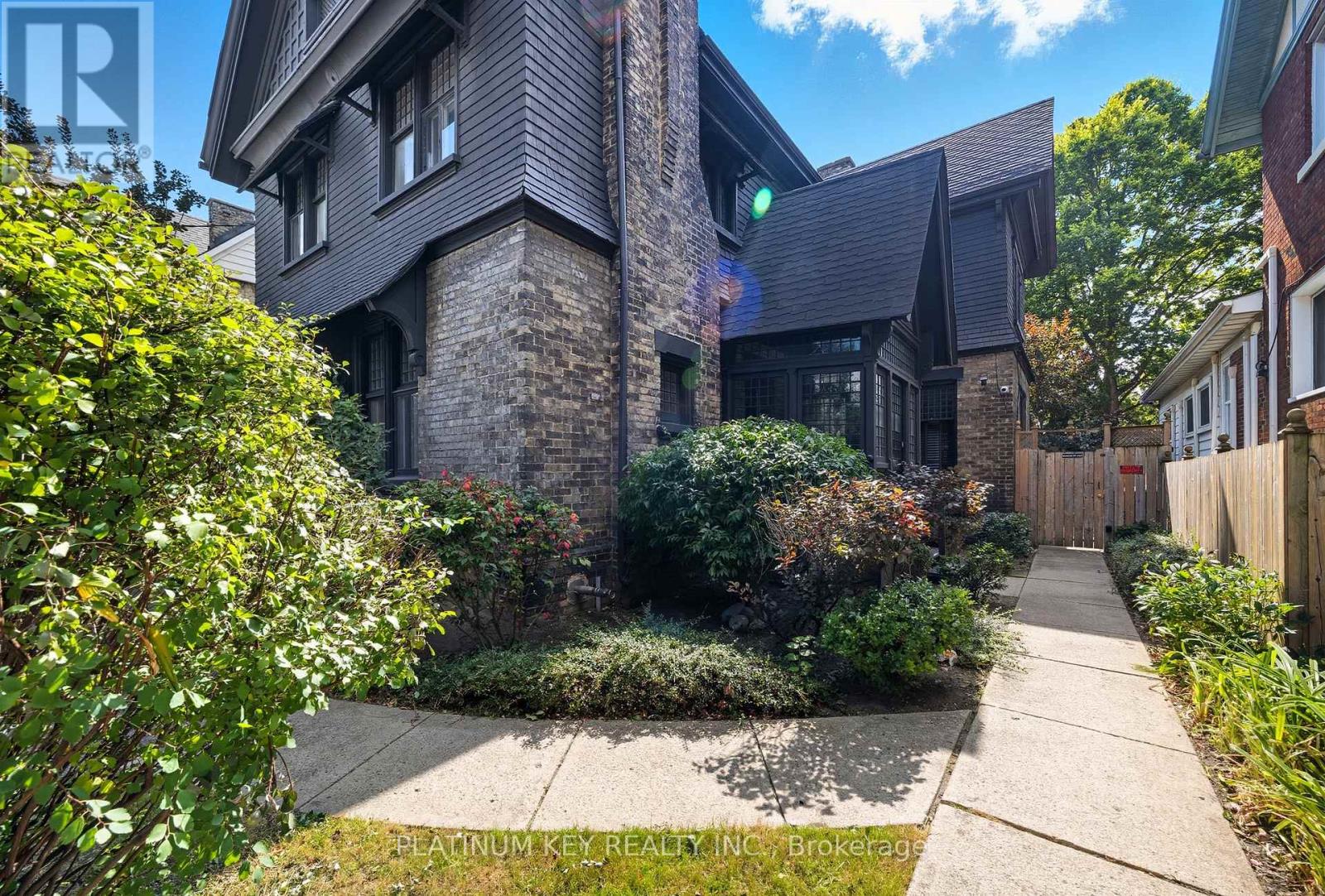 603 Queens Avenue, London East, Ontario  N6B 1Y9 - Photo 2 - X12948822