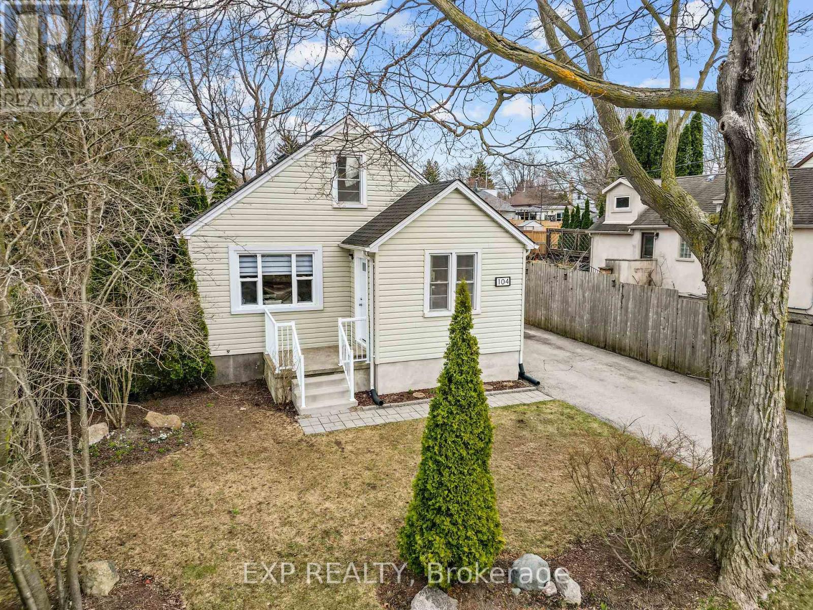 104 Barker Street, London East, Ontario  N5Y 1X7 - Photo 2 - X12948950