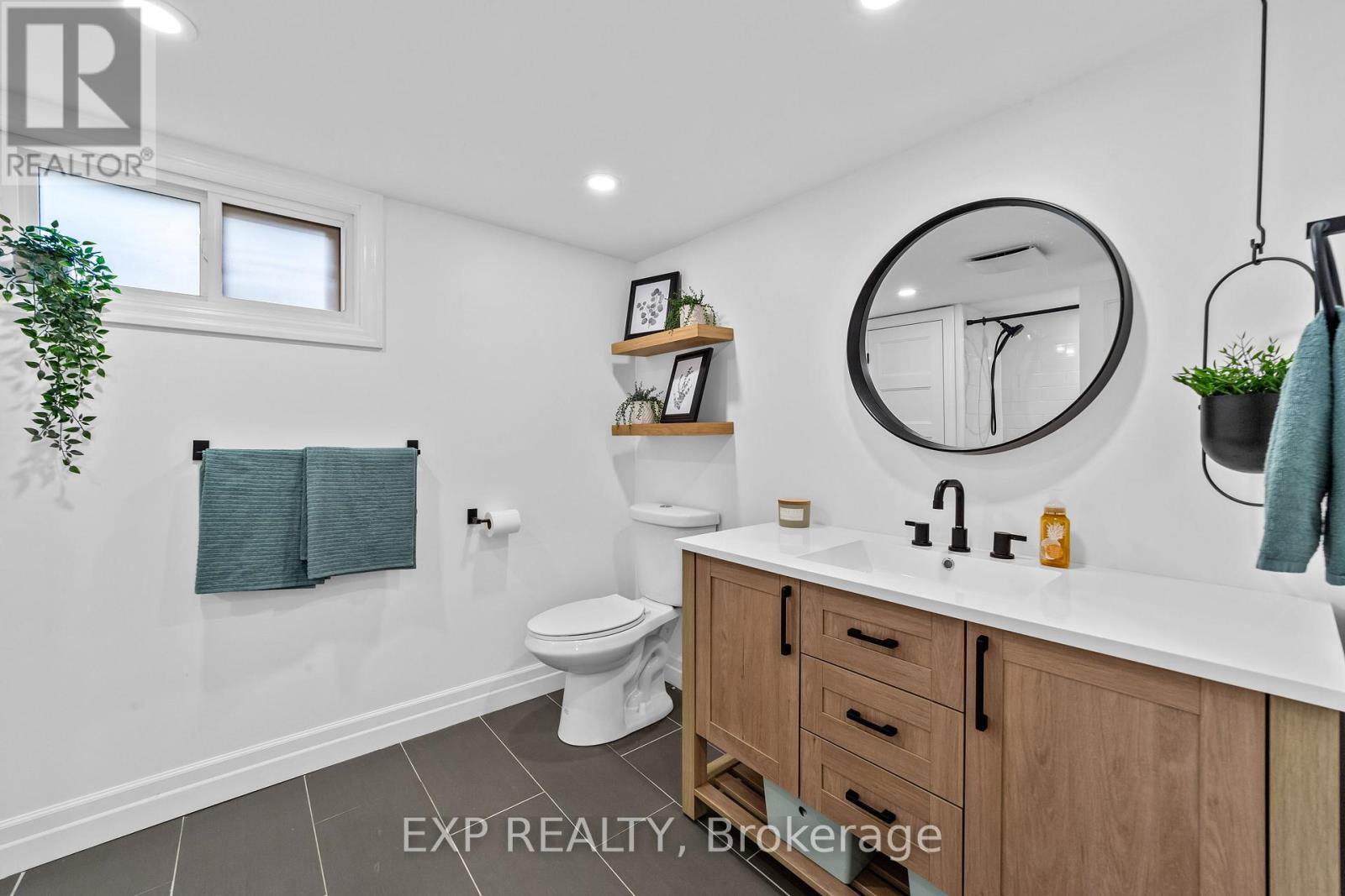 104 Barker Street, London East, Ontario  N5Y 1X7 - Photo 38 - X12948950