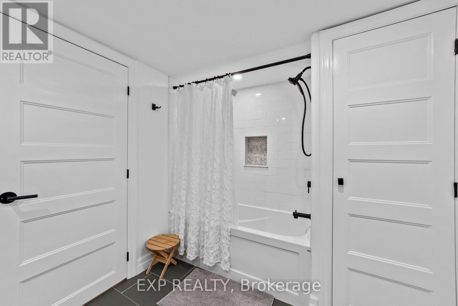 104 Barker Street, London East, Ontario  N5Y 1X7 - Photo 39 - X12948950