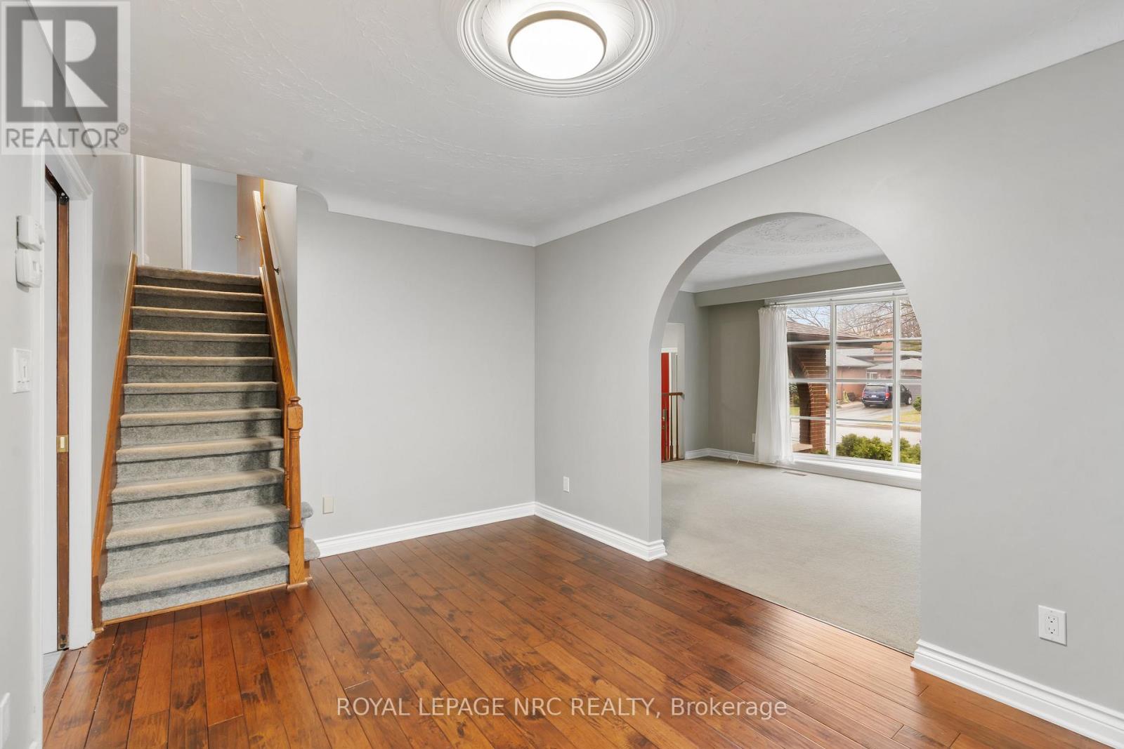 64 Adel Drive, St. Catharines, Ontario  L2M 7E6 - Photo 13 - X12945400