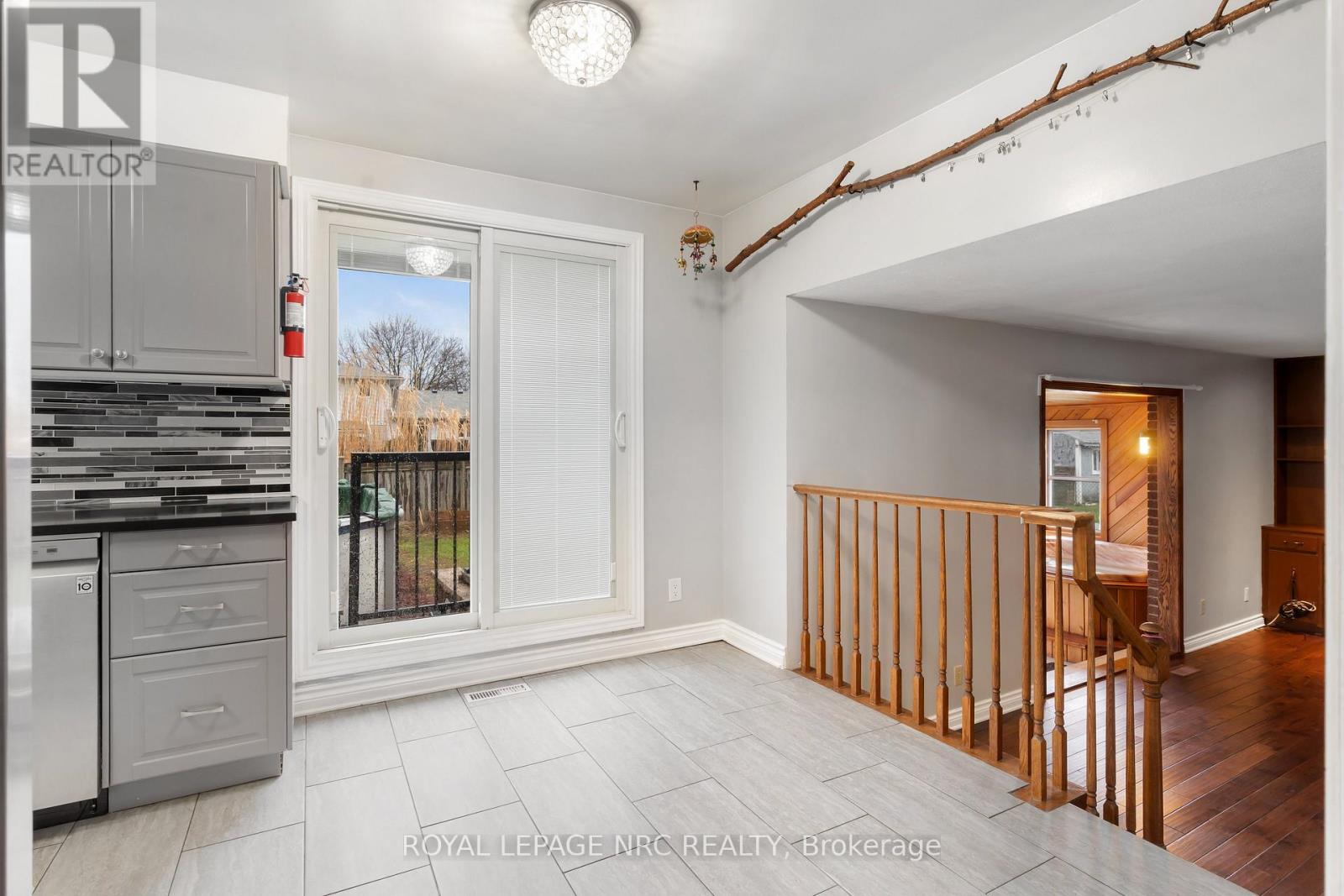 64 Adel Drive, St. Catharines, Ontario  L2M 7E6 - Photo 17 - X12945400