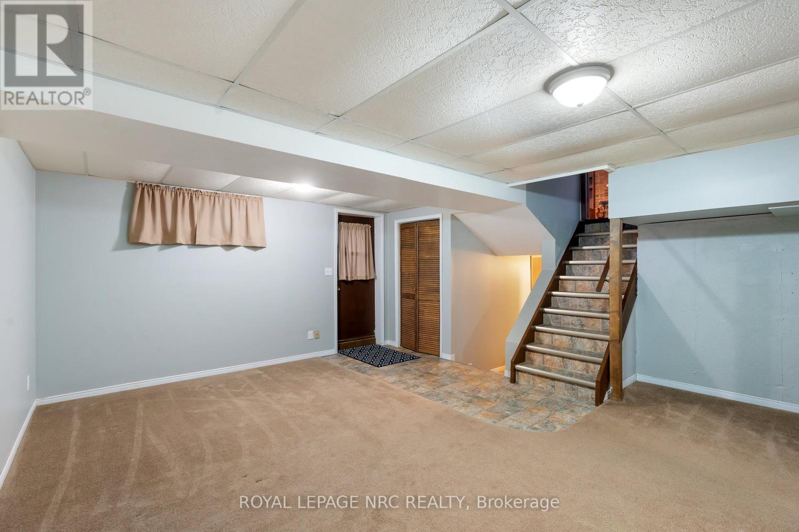 64 Adel Drive, St. Catharines, Ontario  L2M 7E6 - Photo 34 - X12945400