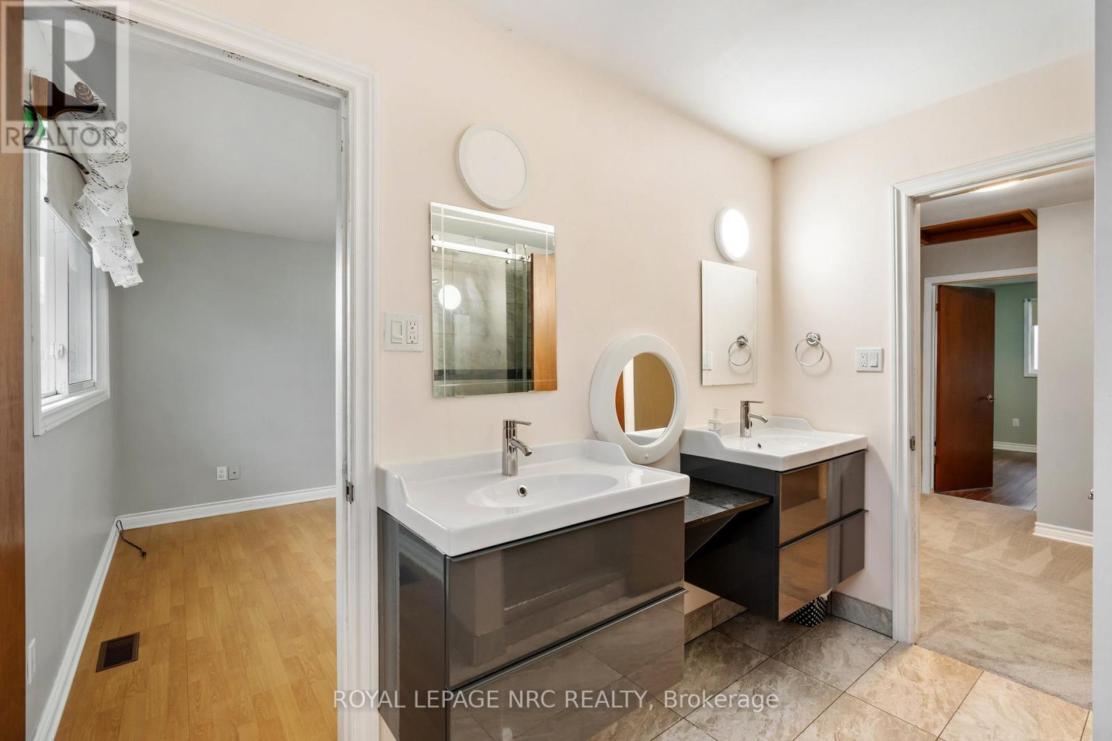 64 Adel Drive, St. Catharines, Ontario  L2M 7E6 - Photo 29 - X12945400