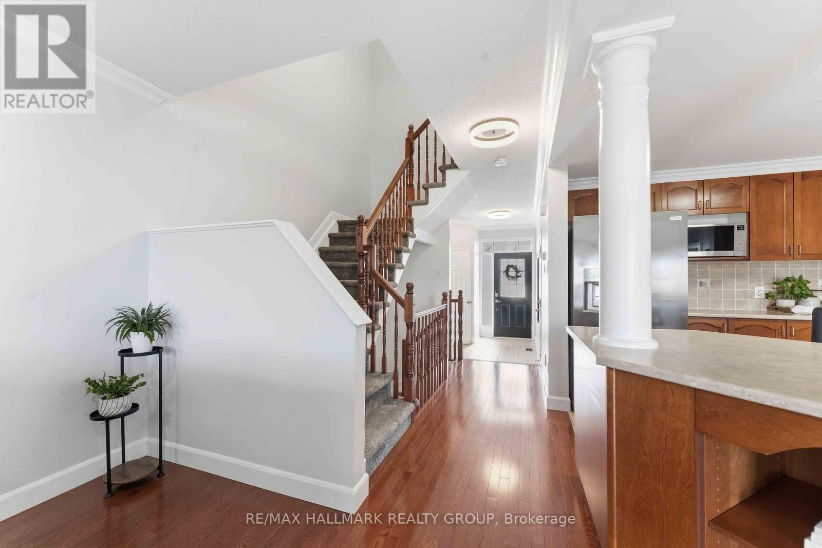 2034 Winsome Terrace, Ottawa, Ontario  K4A 4Y5 - Photo 4 - X12948752