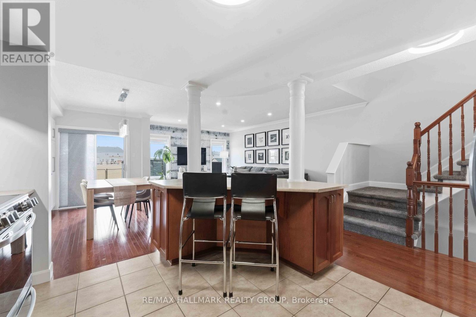 2034 Winsome Terrace, Ottawa, Ontario  K4A 4Y5 - Photo 8 - X12948752