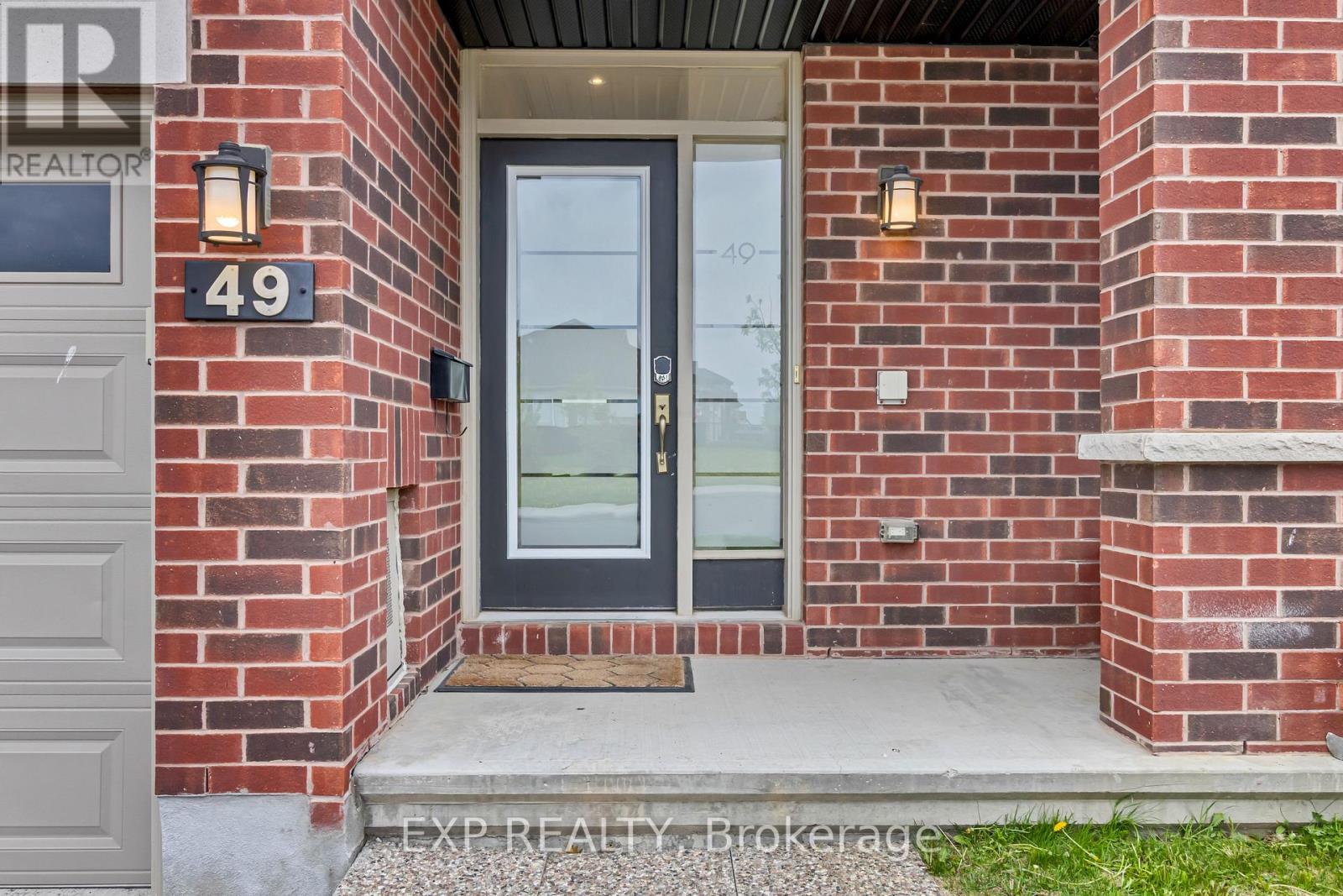 49 Salamander Way, Ottawa, Ontario  K1X 0E9 - Photo 3 - X12948892